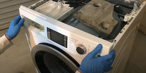Ремонт стиральных машин Whirlpool в Горном-Алтайске – сервис от Мастер24, цены от 2074 руб